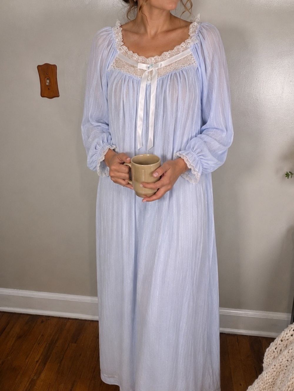 NWT Miss Elaine Blue Feminine Cottage Lace Trim Vintage Fleece Nightgown Sz S